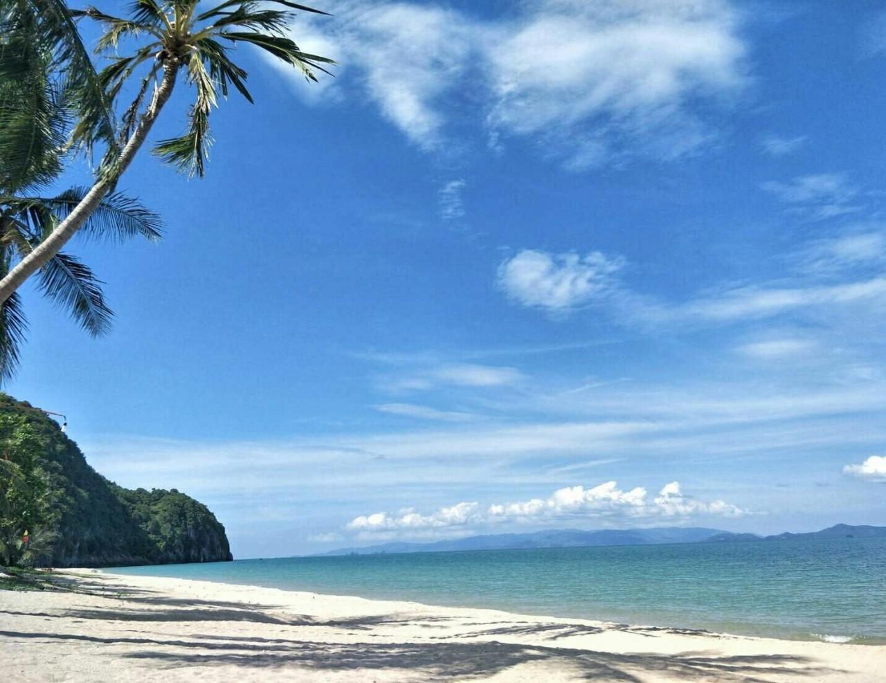 Klang Aow Seafood & Resort Khanom Eksteriør bilde